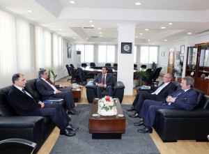 Dışişleri Bakanı Nami, DAÜ Rektörü Abdullah Öztoprak’ı makamında kabul etti.